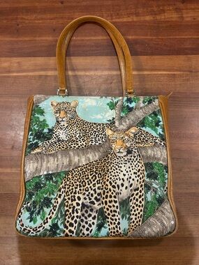 vintage Isabella Fiore leopard beaded shoulder bag